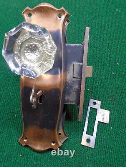 CIRCA 1913 CRYSTAL KNOB / JAPANNED MORTISE LOCK SET withKEY AWESOME (41201)